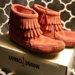 Girl's Hot Pink Double Fringe Minnetonka Moccasin
